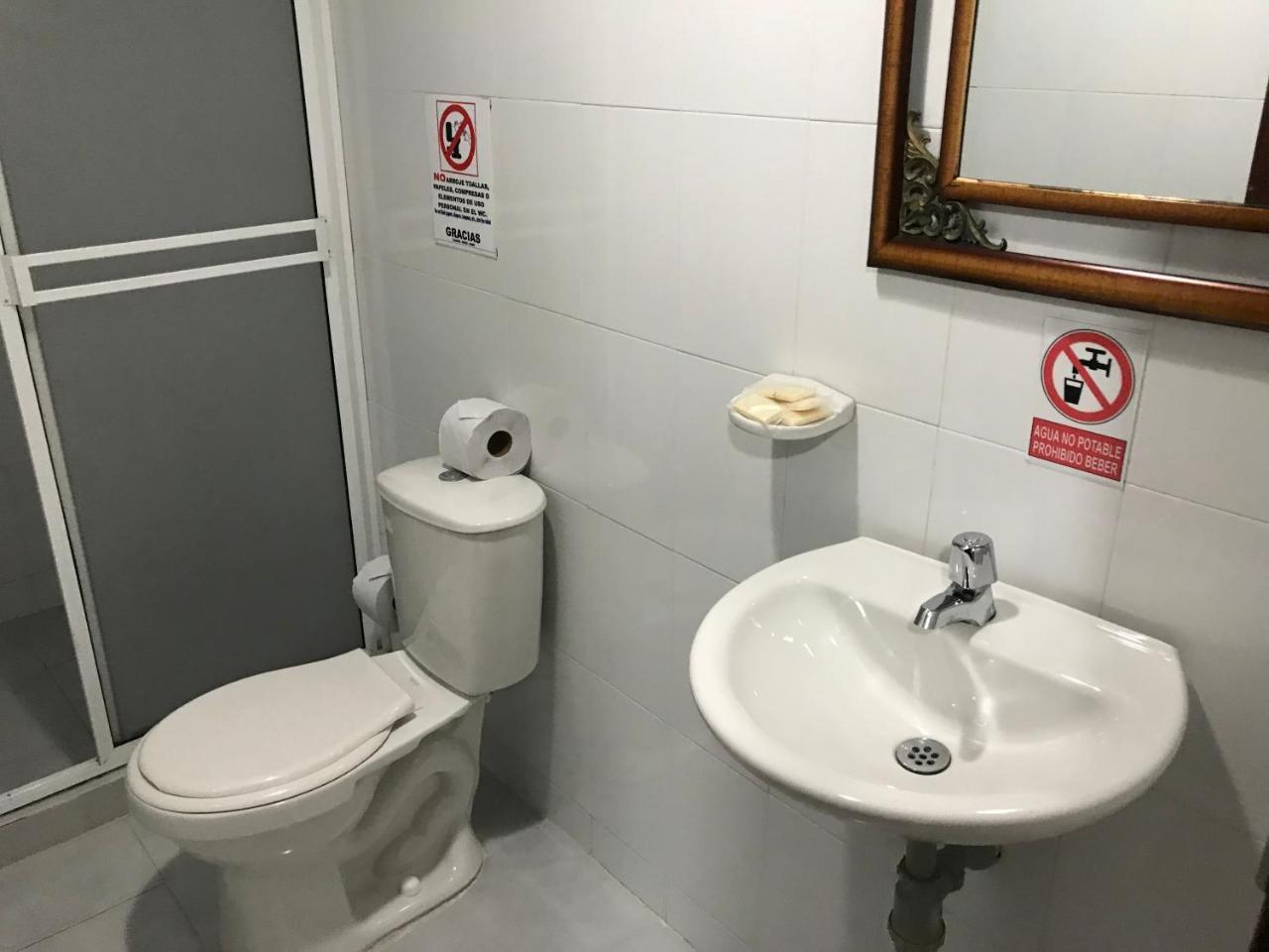 Hostal El Vecino San Andres  Ngoại thất bức ảnh
